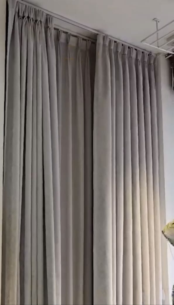 Cortina prense clásica